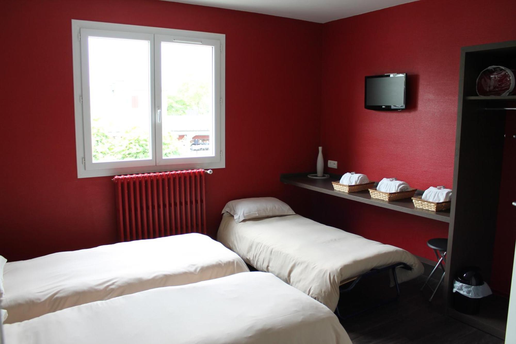 La Hourquie Cafe Hotel Morlaas Bilik gambar